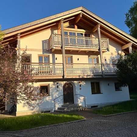 Barrierefreie 3-Zi.-Ferienwohnung Mit Gartenzugang In Ruhiger, Zentrumsnaher Lage Oberammergau Exterior foto